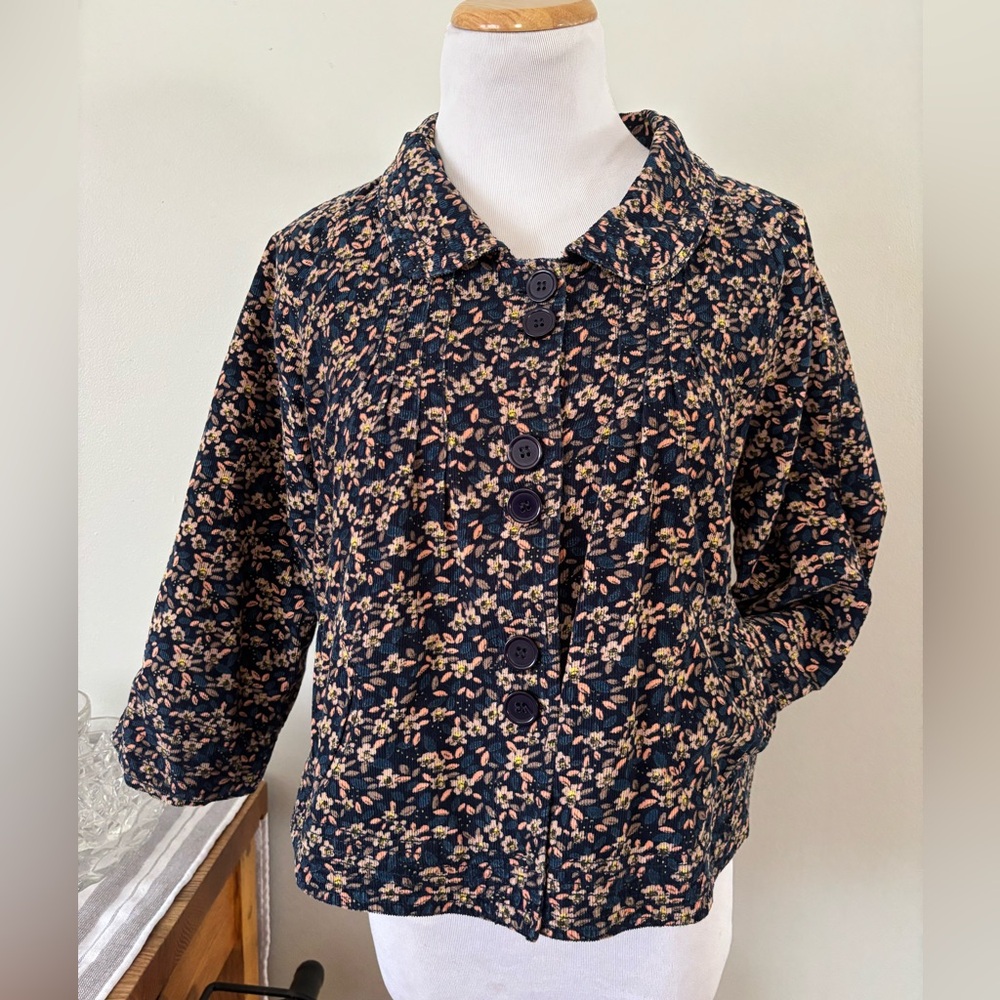 1977 Overdrive soft corduroy flowered jacket, size Medium in blues and peach 💙🩵